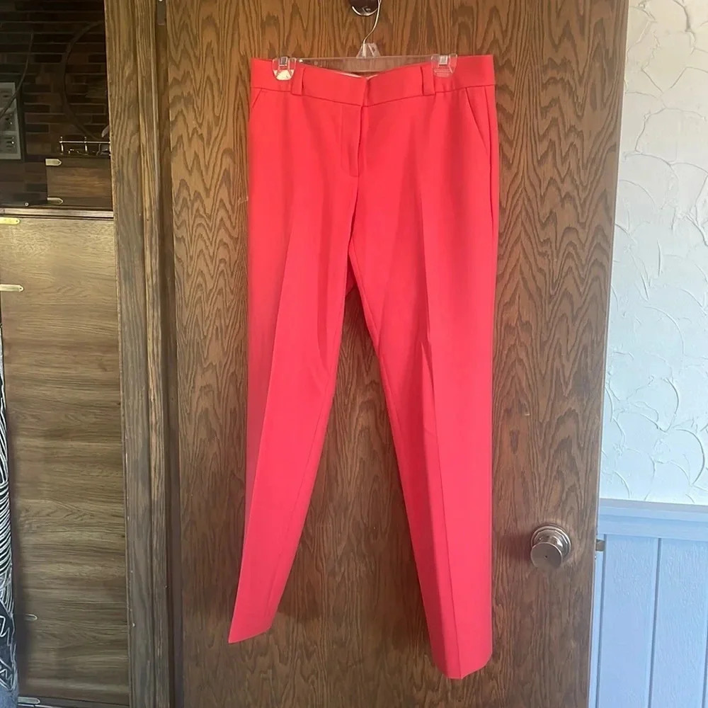 Pink Ann Taylor Pant‎ 6